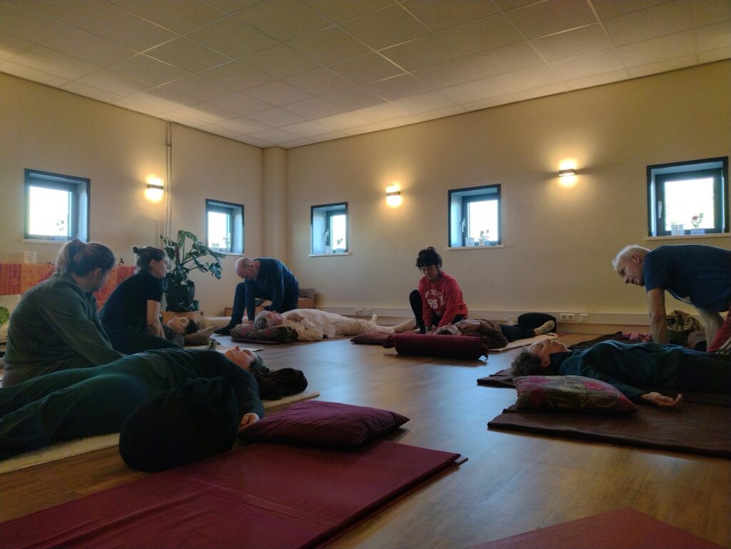 yoga massage 2